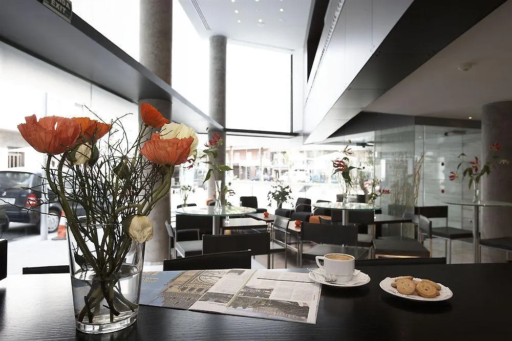 Apartamentos Turisticos Madanis L’Hospitalet de Llobregat