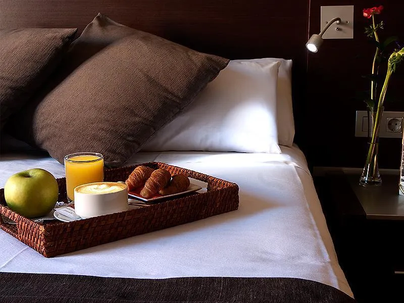 Apartamentos Turisticos Madanis L’Hospitalet de Llobregat Spanien