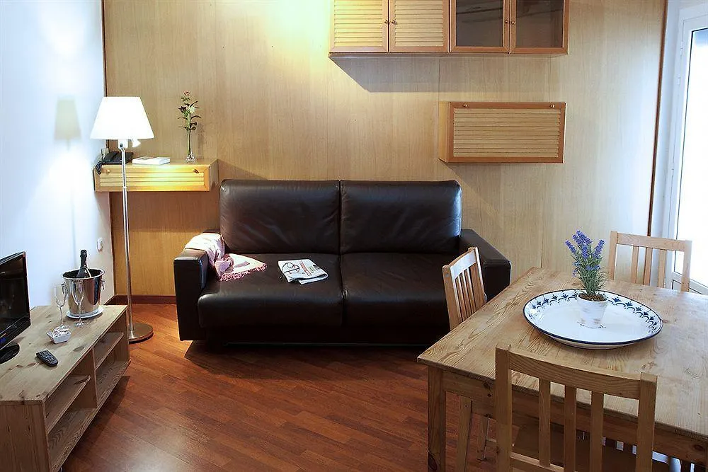 Apartamentos Turisticos Madanis L’Hospitalet de Llobregat Apartment