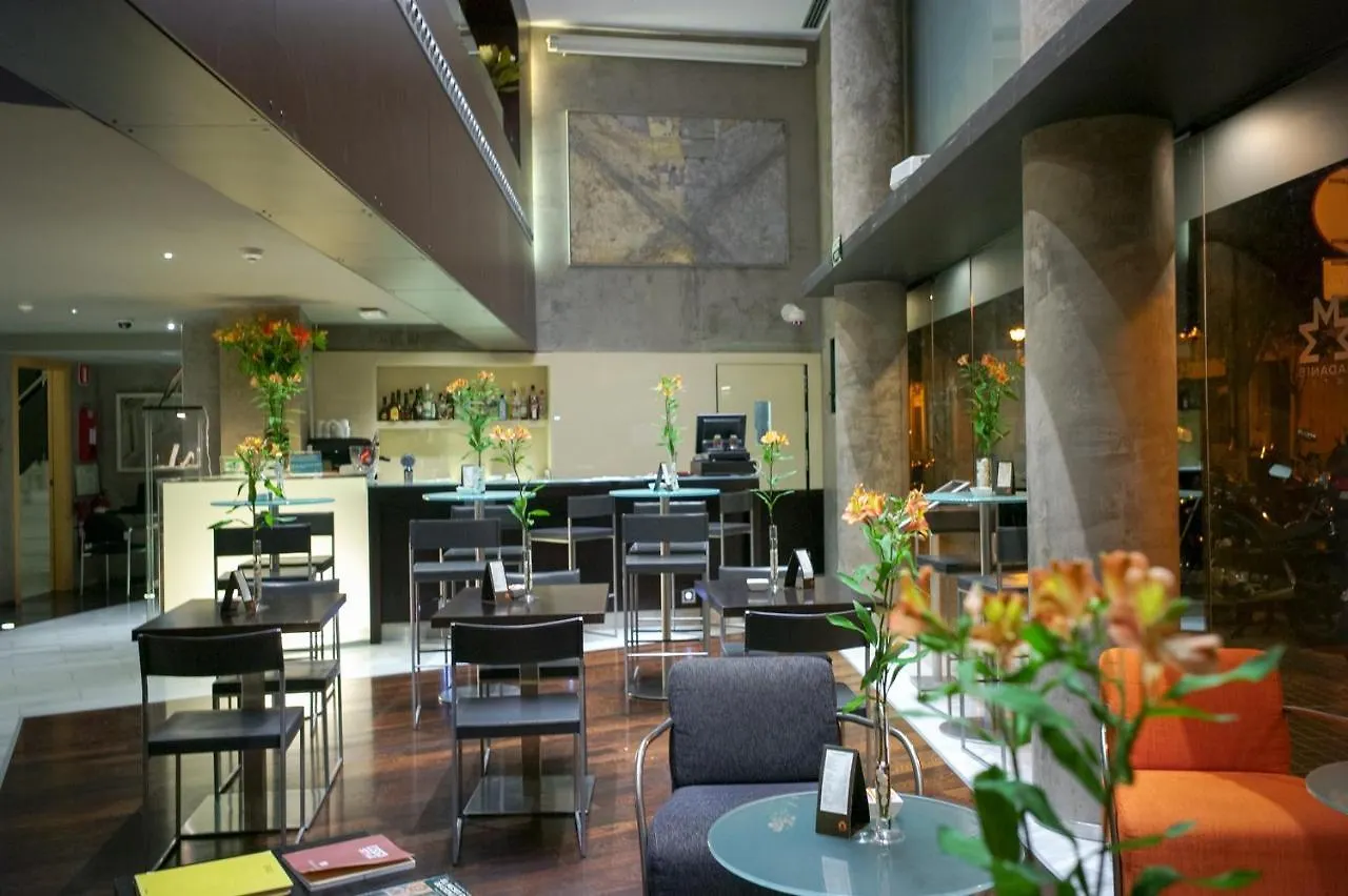 Apartamentos Turisticos Madanis L’Hospitalet de Llobregat Spanien
