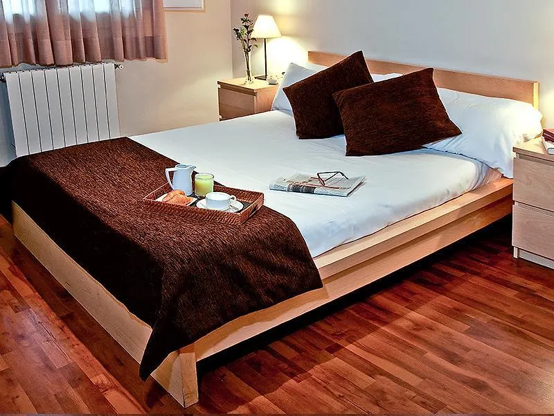 הוספיטלט דה יוברגאט Apartamentos Turisticos Madanis 0*, הוספיטלט דה יוברגאט ספרד