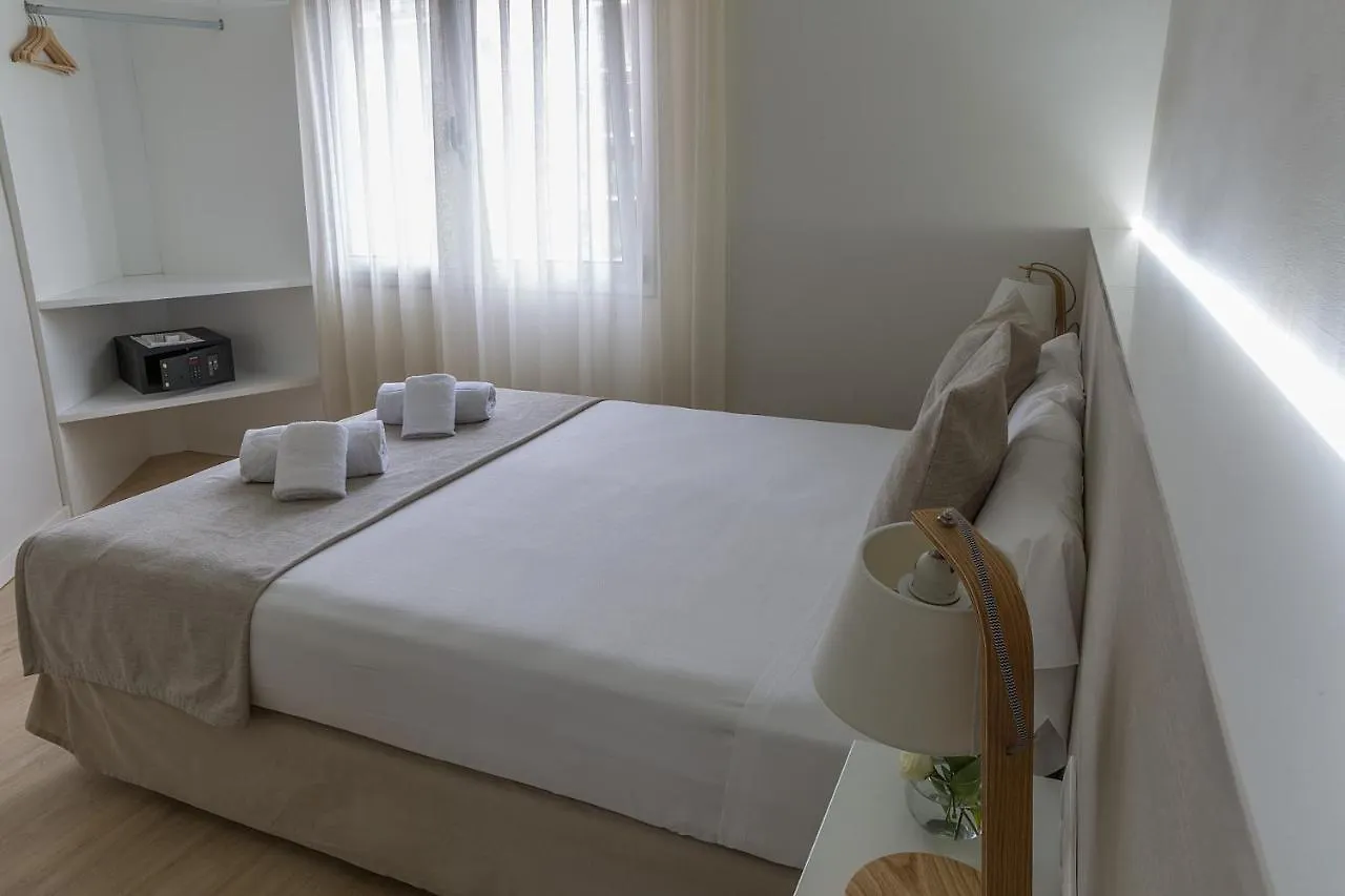 הוספיטלט דה יוברגאט Apartamentos Turisticos Madanis 0*, הוספיטלט דה יוברגאט ספרד